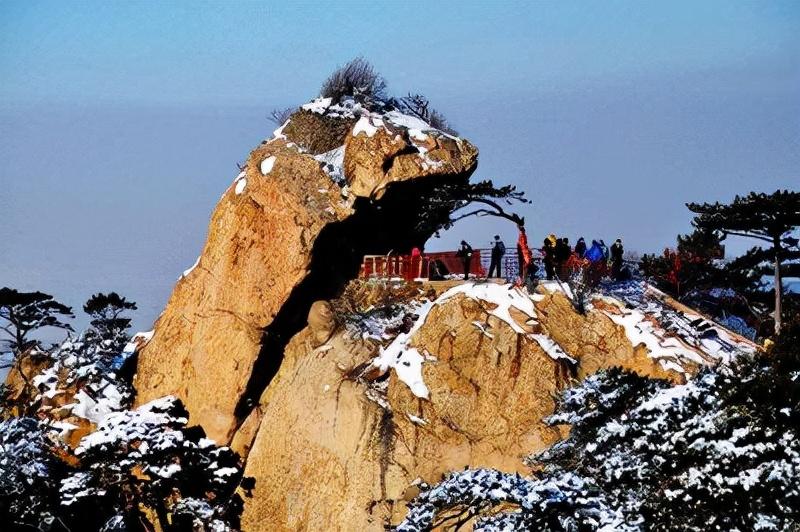 鞍山旅游景点哪里比较好玩（哪个景区被称为东方明珠）