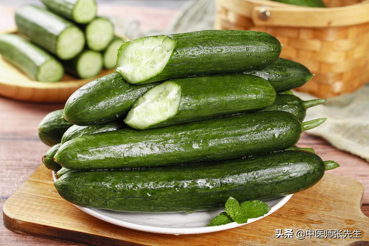 吃黄瓜有什么好处和功效（黄瓜是什么时候传入我国的）