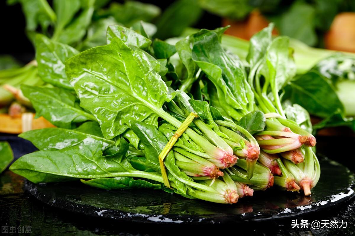 菠菜为什么要焯水（菠菜焯水的具体方法和时间介绍）