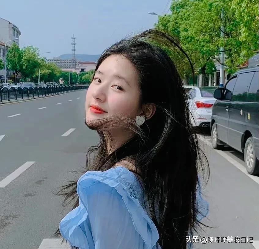 柔肤水跟爽肤水的区别（两种水分别适合什么肤质呢）