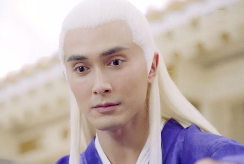 东华帝君是谁扮演的（把东华帝君演活的高伟光演技如何）