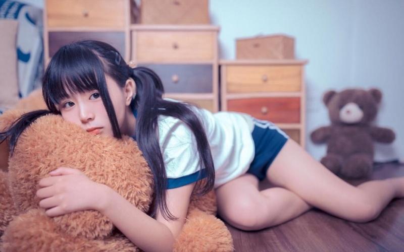 恋爱没开窍的女生表现（没谈过恋爱的女生有哪些表现）