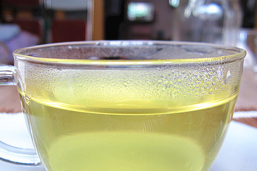 普洱茶是红茶还是绿茶（普洱茶的特色之处在哪里）