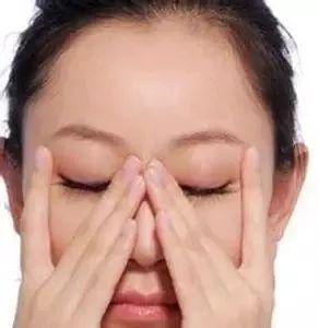 怎么去眼袋最有效的方法（去眼袋十几种方法任你选哦）