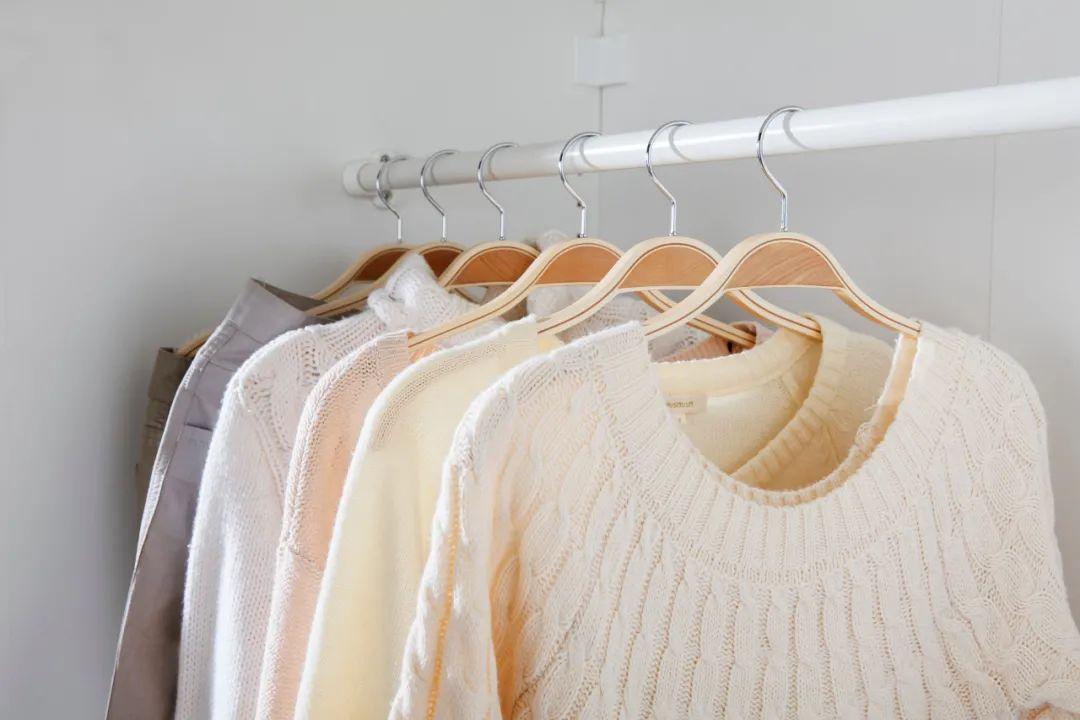 发霉的衣服用什么洗能洗掉（如何才能防止衣服发霉）
