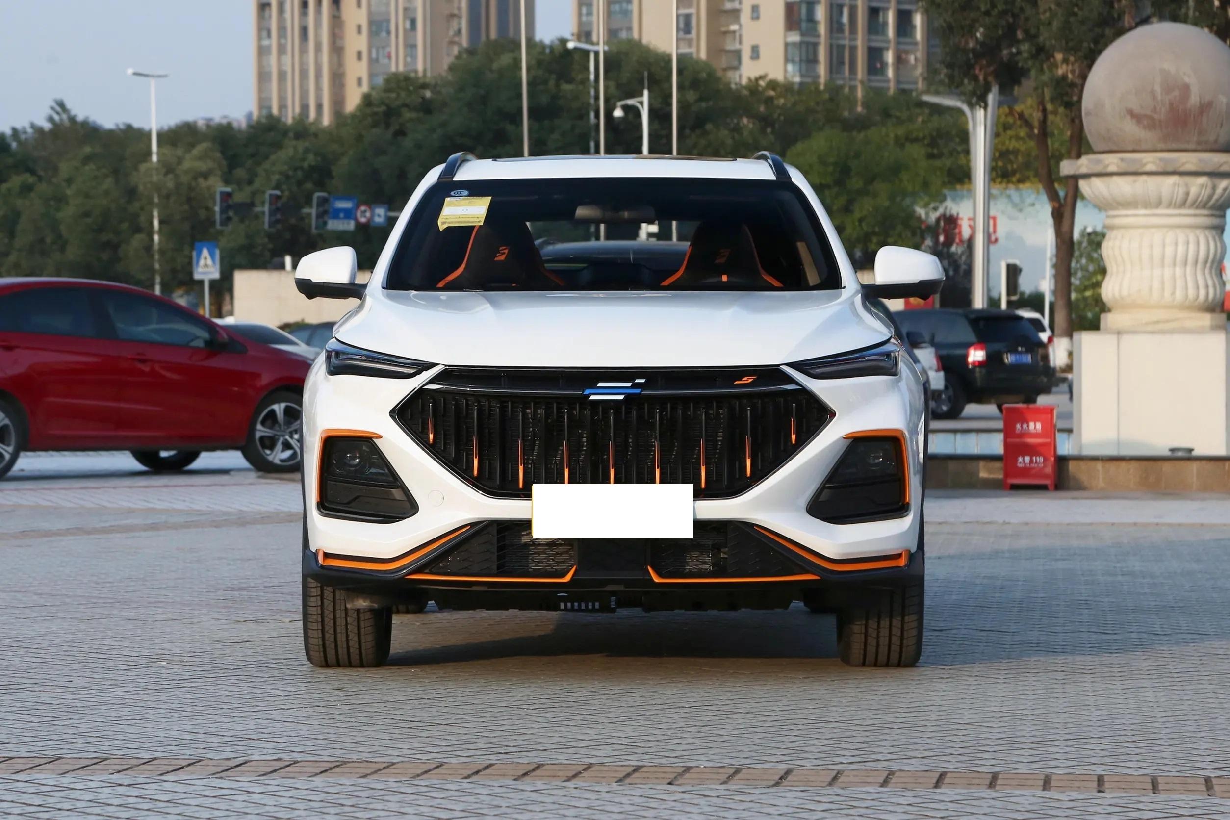 10万左右的suv（推荐三款油耗低动力强的suv）