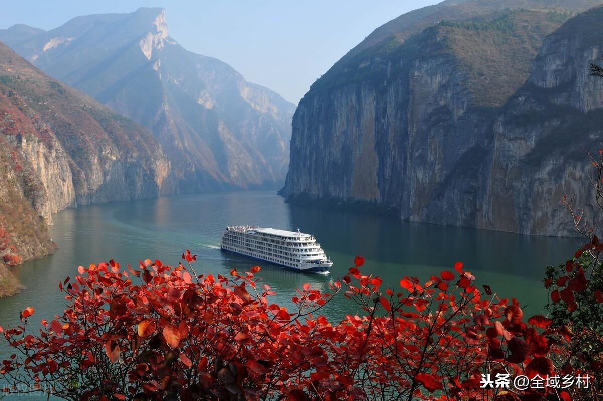 三峡指的是哪三个峡（瞿塘峡险峻巫峡好看西陵峡景多）