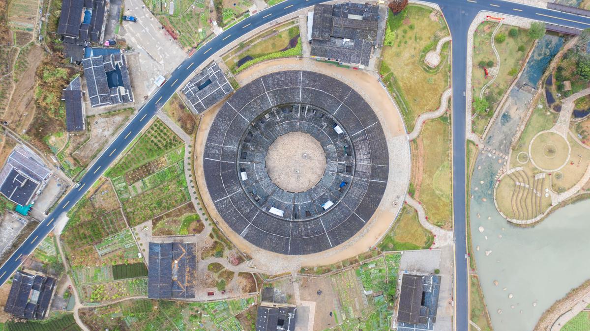 土楼在福建什么地方（福建土楼何时被列入世界文化遗产）