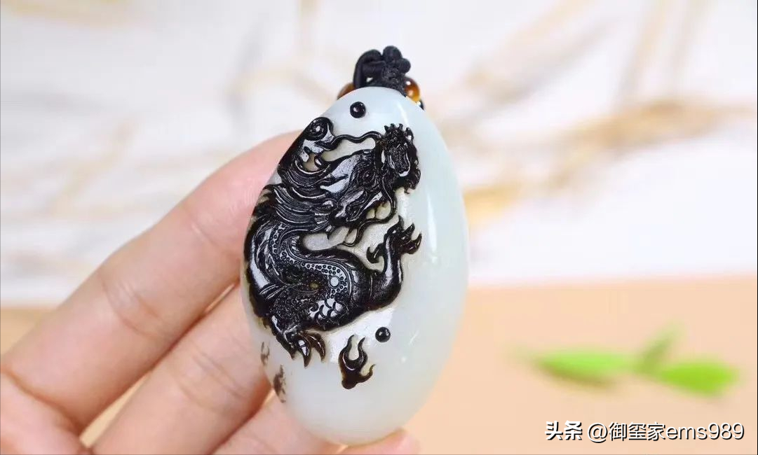 怎么辨别真假玉石（普通人该怎么去识别真玉和假玉呢） ！-第4张图片