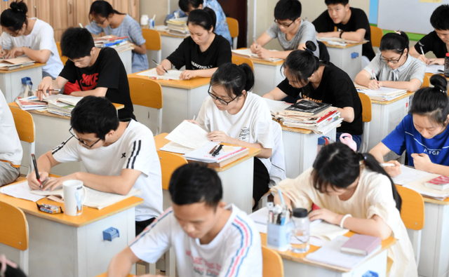 理科生可以报哪些专业（5个适合女生报考的理工科专业）