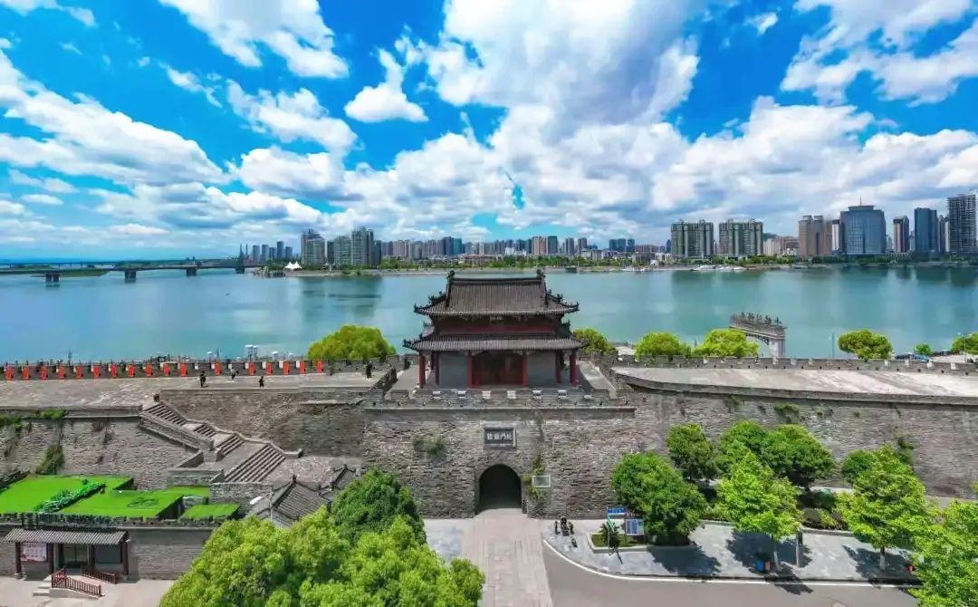 襄阳旅游景点有哪些（湖北襄阳十大著名旅游景点推荐）