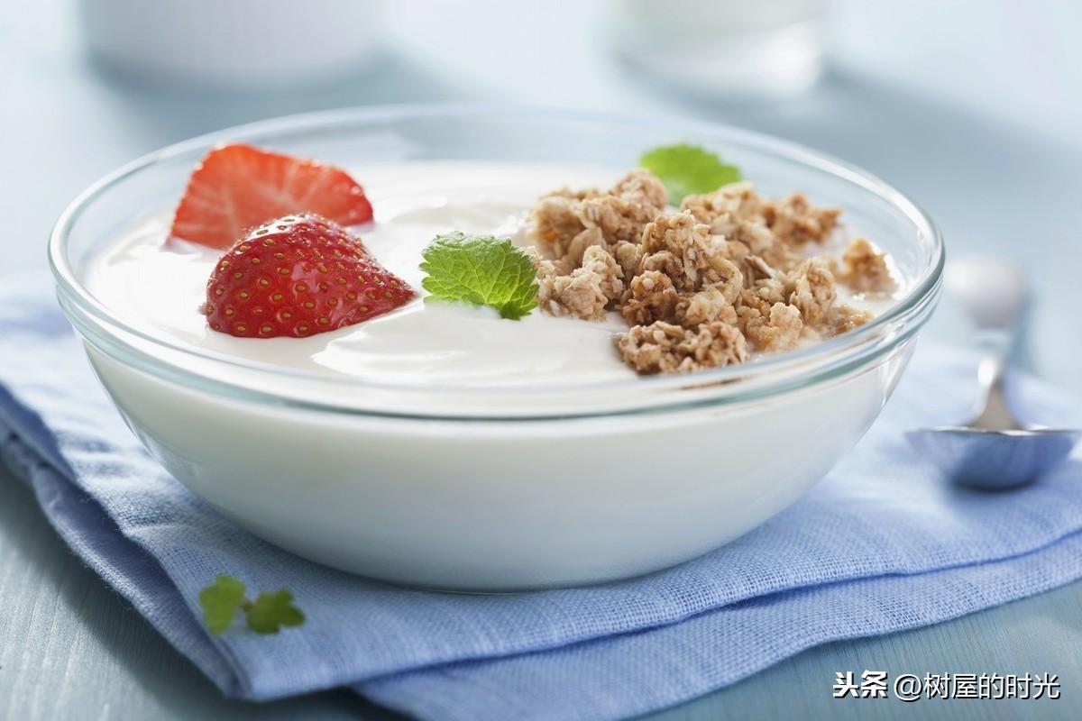 酸奶保质期多久（给1岁的孩子喝酸奶应该注意什么）