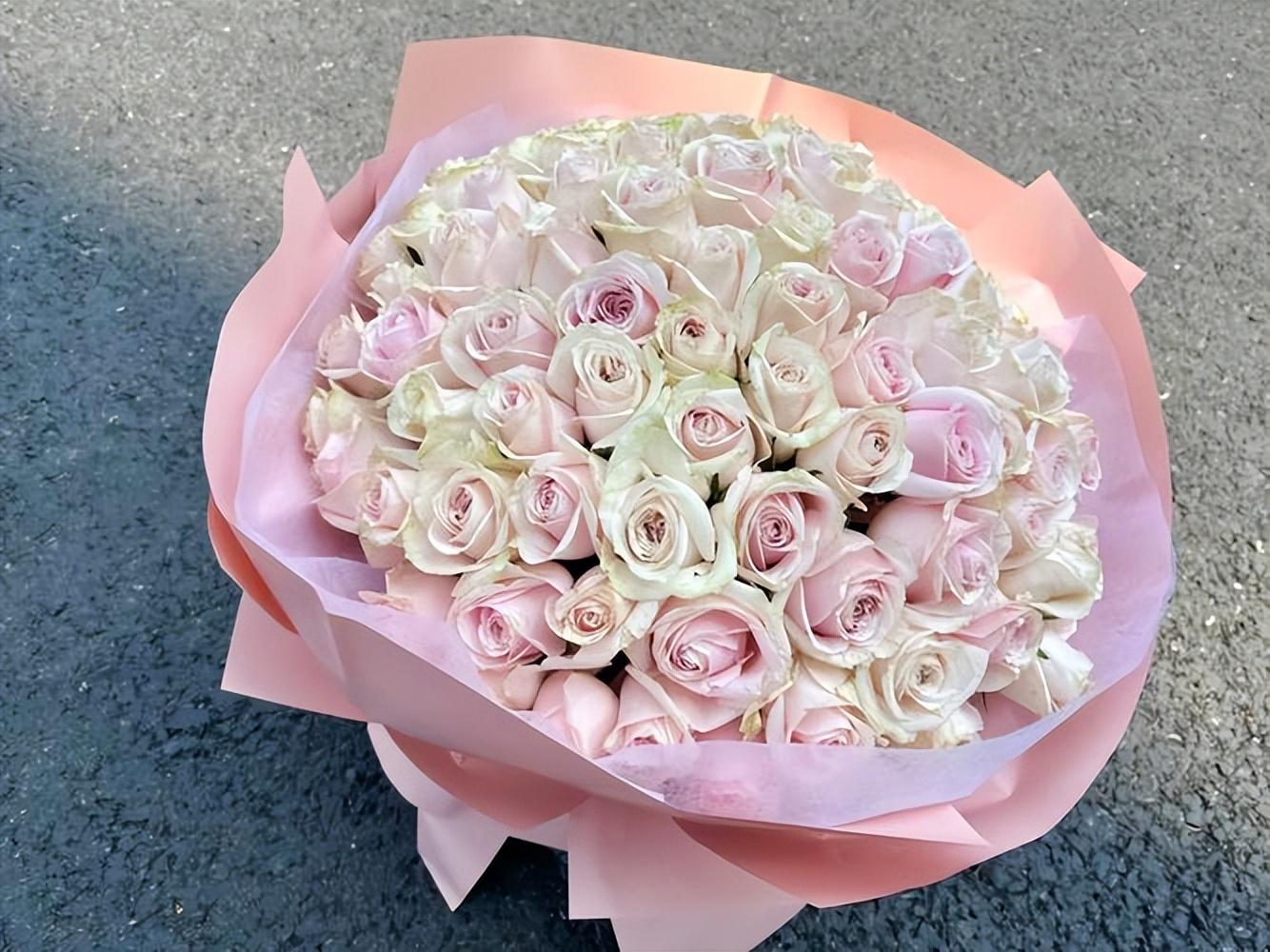16朵玫瑰代表什么意思（盘点16朵不同颜色玫瑰的花语）