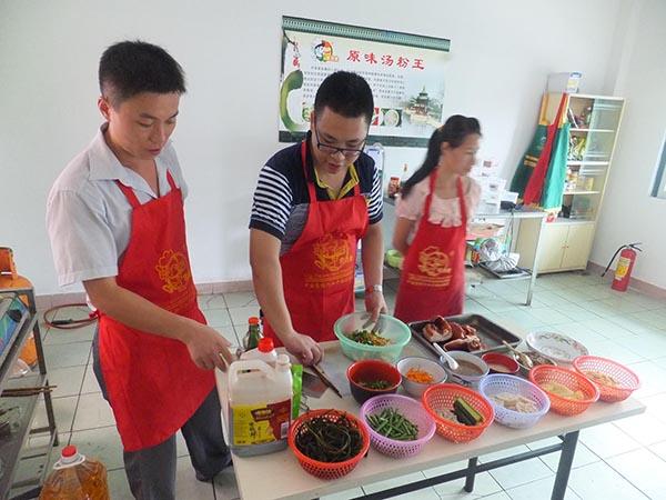 适合一个女人做的小吃（7种成本低利润高的小吃生意）