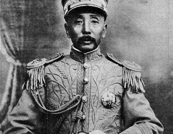 张学良为什么叫小六子（张学良的乳名叫小六子的原因）