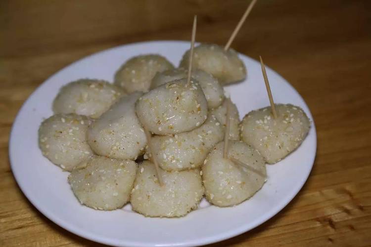 糍粑的产地及特色（介绍糍粑的产地和特点）