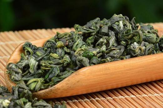 高山茶属于何种茶（分类高山茶在茶叶品种中的所属类别）