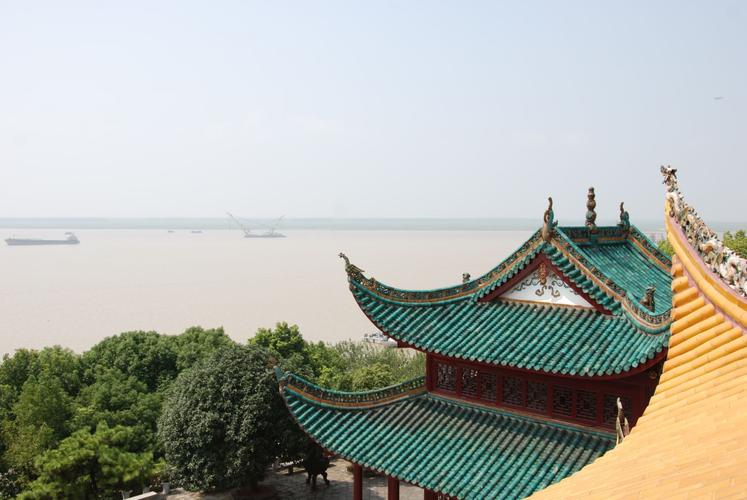岳阳好玩的景点推荐（岳阳令人兴奋的景点推荐）