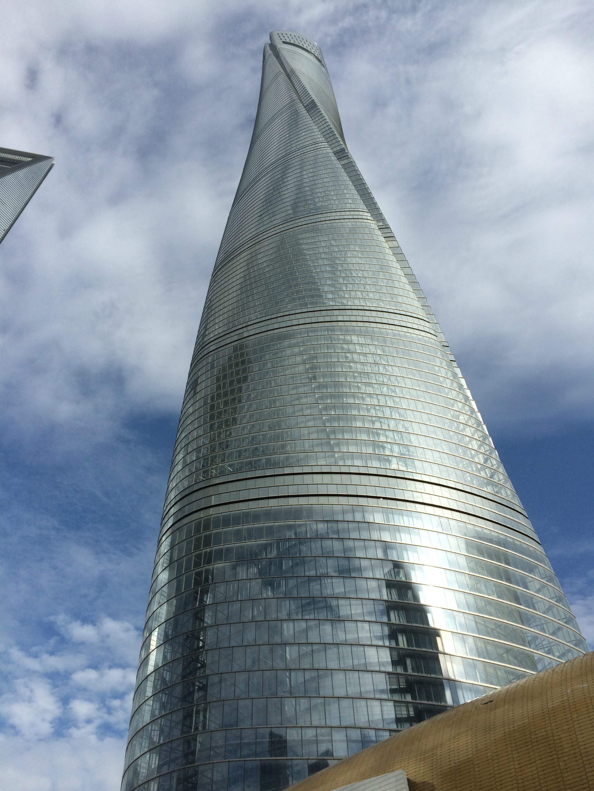 上海最高建筑相关介绍（介绍上海最高的建筑物）