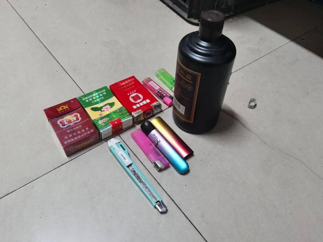 飞机行李禁止携带物品（飞机乘坐中不允许携带的物品）