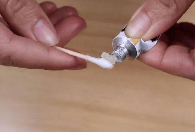 防翘剂什么时候涂（正确使用防翘剂的时机）