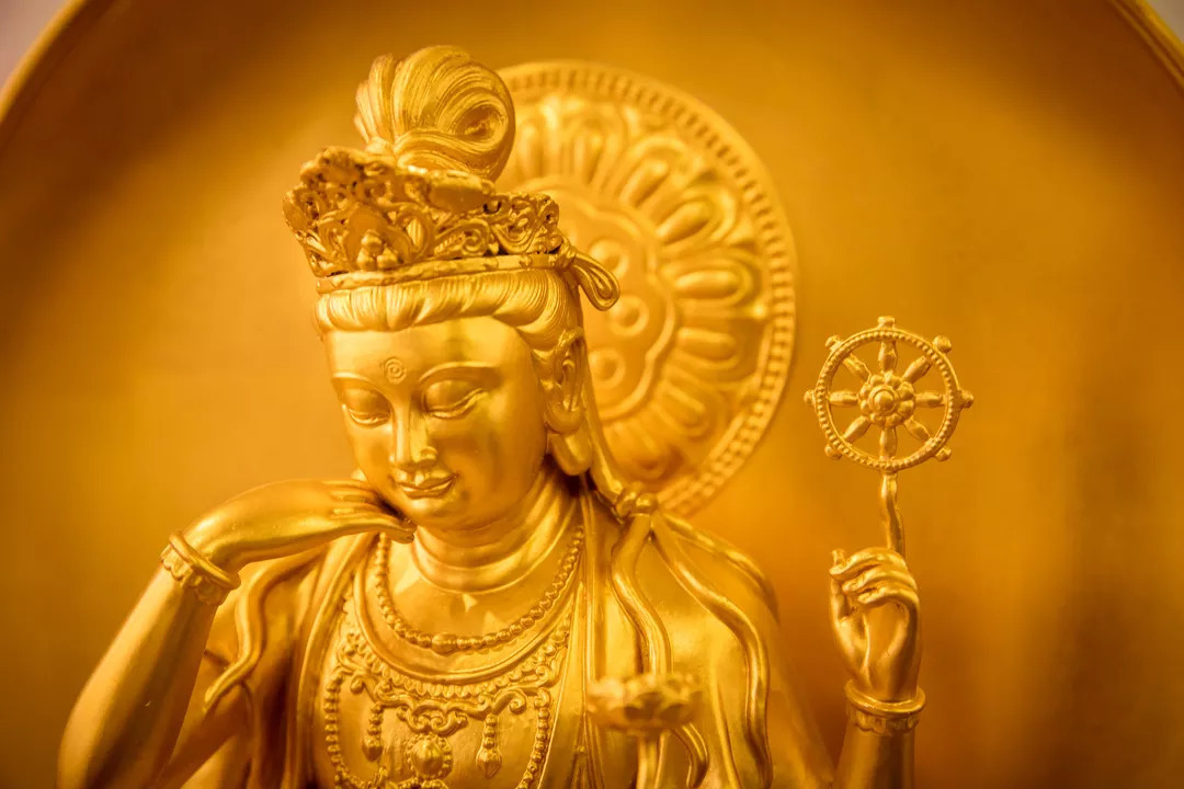 属狗的守护神是什么菩萨（属狗人的守护神是哪位菩萨）