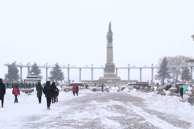 哈尔滨冬季最低温度（冬天哈尔滨最低温度是多少度）