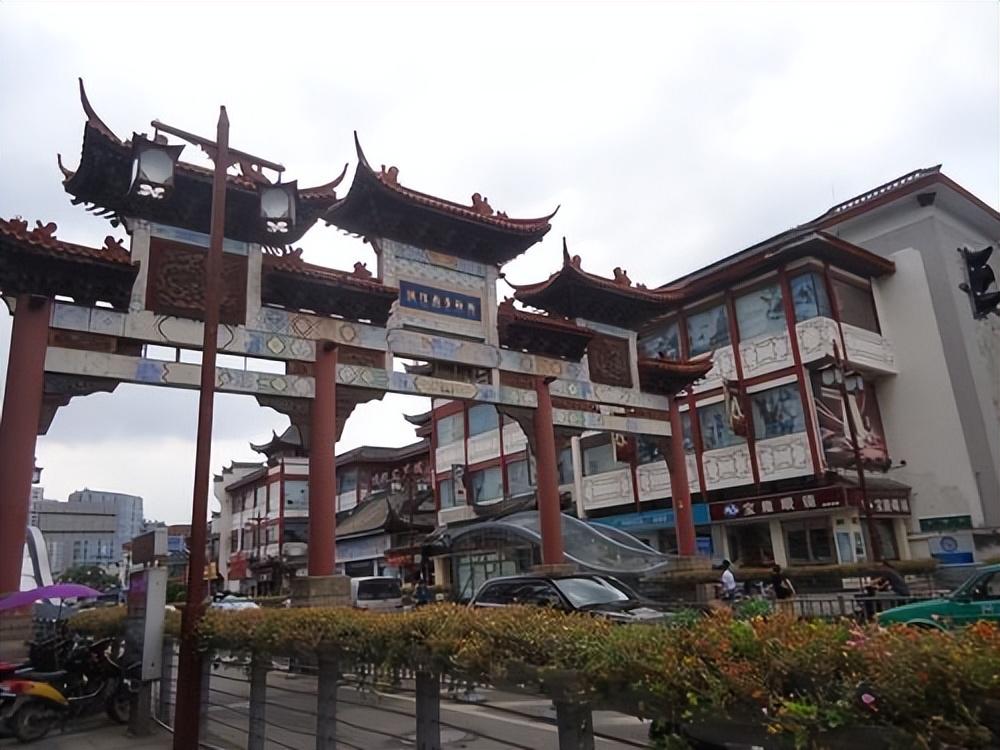 城隍庙位置（城隍庙位于哪里）