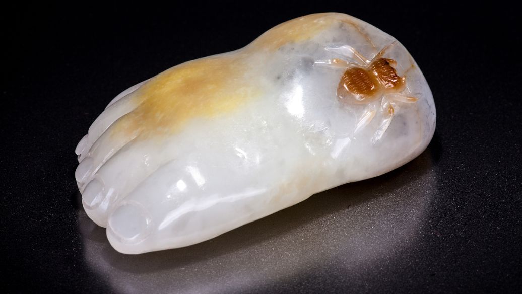 怎么鉴别和田玉（了解如何正确鉴别和田玉）