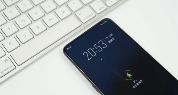 手机屏幕一闪一闪的是怎么回事（手机屏幕闪烁的原因）
