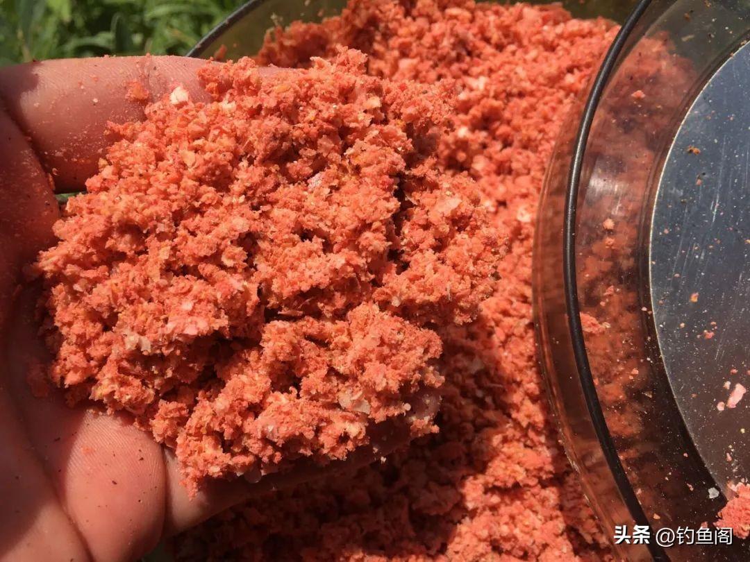 最简单钓鲢鳙自制饵料配方（钓鲢鳙的商品饵怎么选择）