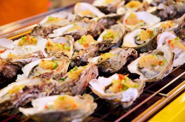 生蚝的清洗和烹饪技巧（了解生蚝相关知识）